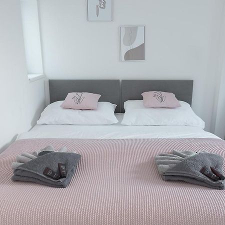 Skolska Winter Terrace Apartment Praag Buitenkant foto