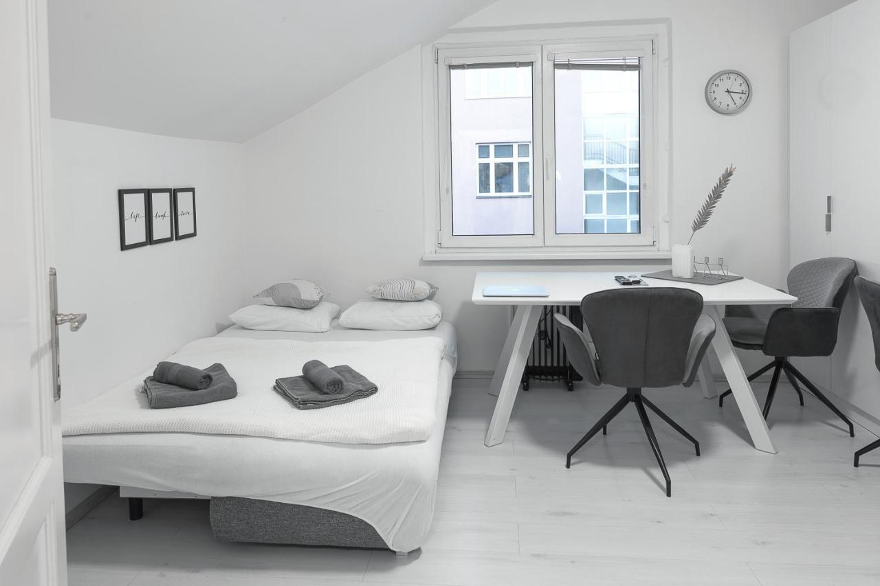 Skolska Winter Terrace Apartment Praag Buitenkant foto