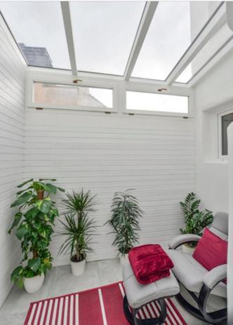 Skolska Winter Terrace Apartment Praag Buitenkant foto